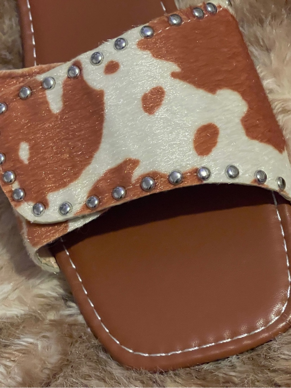 Women’s Cowhide Slide Sandals in Brown and White - Picture 3 of 5